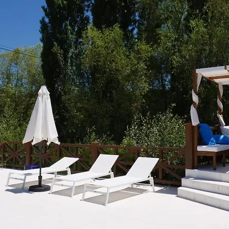 Casa Margarida, Quinta Carmo - - Nazaré * Alcobaça