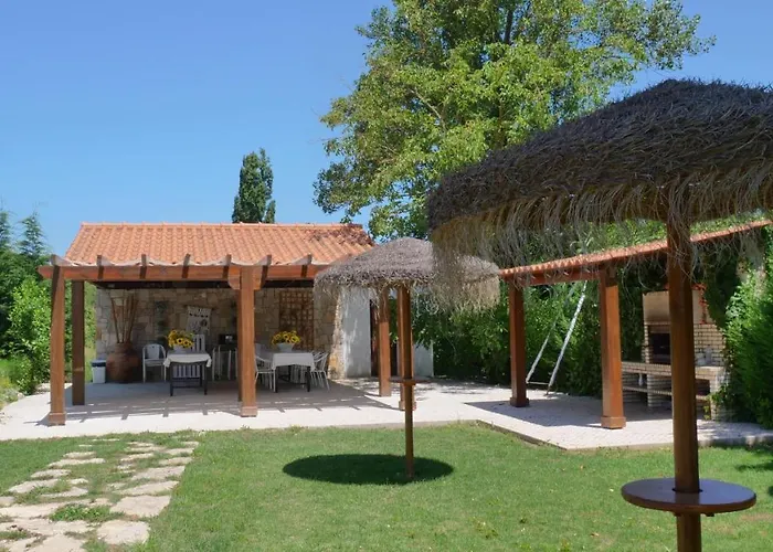 Casa Margarida, Quinta Carmo - - Nazaré Chalé